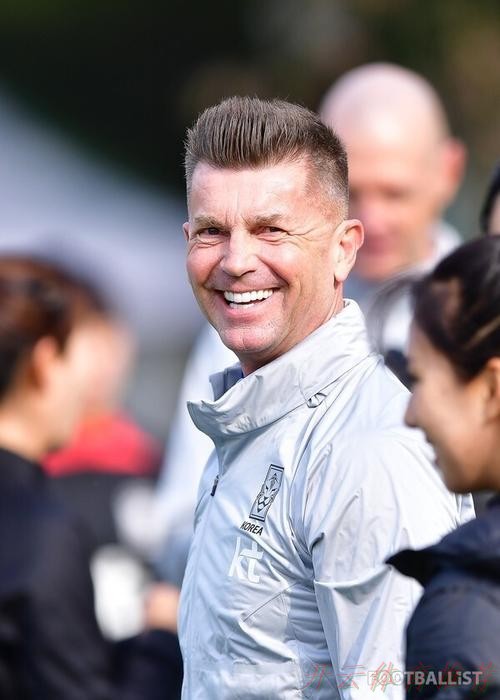 世界杯赛程，开云体育：科林·贝尔出任中国U-20国家女子足球队主教练