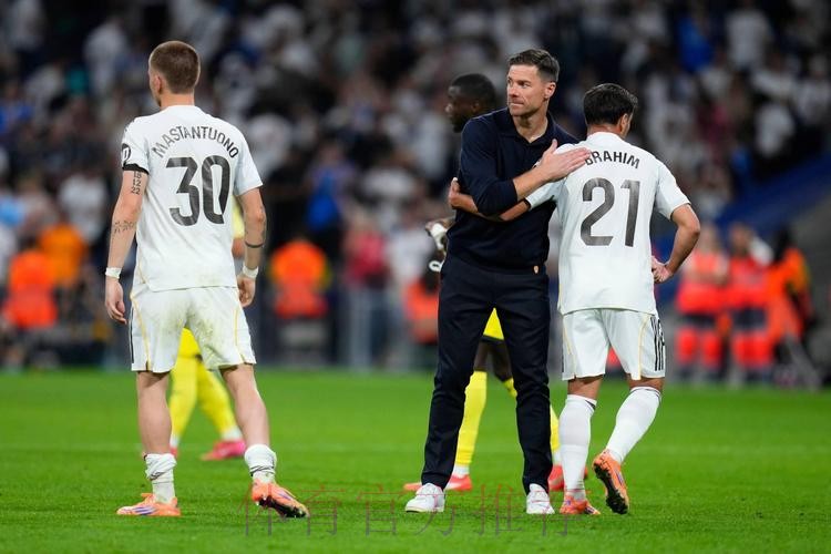 马卡:弗洛伦蒂诺将与安帅会面 阿隆索正等待消息